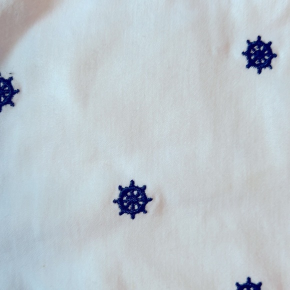 British Khaki Women’s Embroidered Shorts. Size 6. - Picture 2 of 3